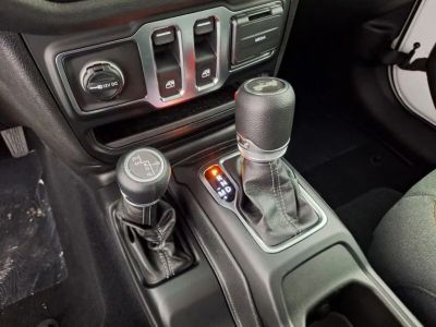 2026 Jeep Wrangler — photo 20 view