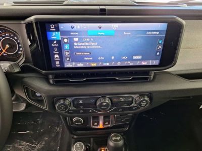 2026 Jeep Wrangler — photo 17 view