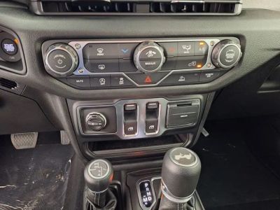 2026 Jeep Wrangler — photo 19 view