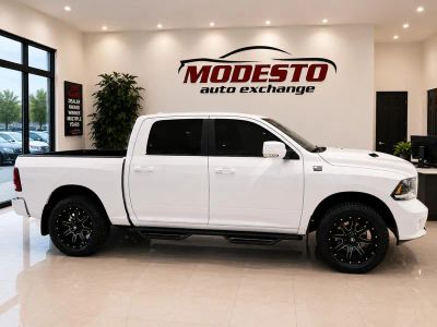 2015 RAM 1500 — side profile view
