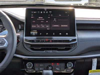 2026 Jeep Compass — photo 18 view