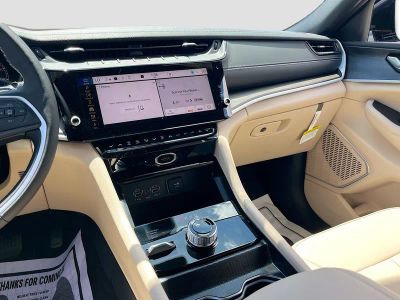 2026 Jeep Grand Cherokee — photo 22 view