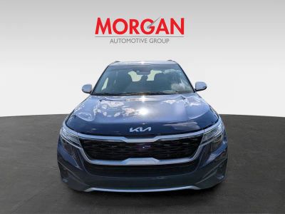 2023 Kia Seltos — photo 9 view