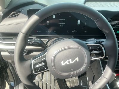 2026 Kia Carnival - Photo 14