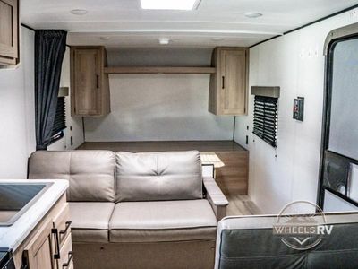 2025 Keystone RV Coleman - Photo 21