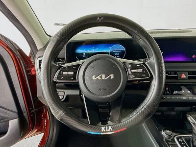 2024 Kia Seltos — photo 9 view