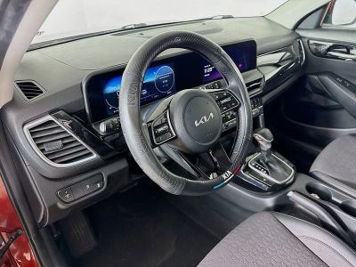 2024 Kia Seltos — photo 7 view