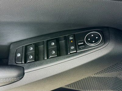 2024 Kia Seltos — photo 18 view
