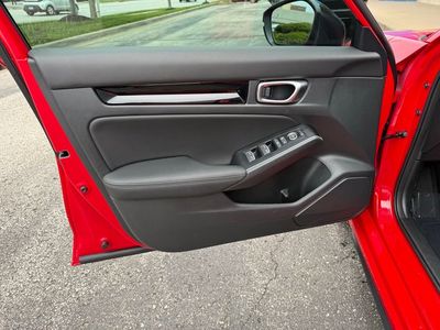 2026 Honda Civic Hybrid - Photo 15
