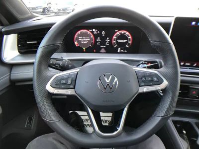 2025 Volkswagen Tiguan SE R-Line Black - Photo 13