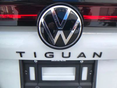 2025 Volkswagen Tiguan SE R-Line Black - Photo 30