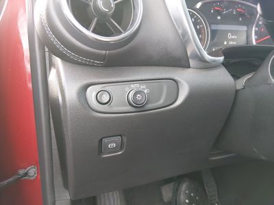 2025 Chevrolet Blazer - Photo 13