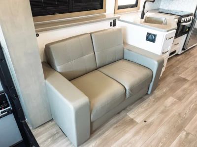 2027 Entegra VISION XL — photo 9 view