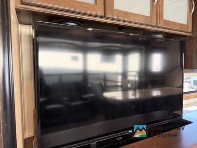 2019 Grand Design Solitude - Photo 15