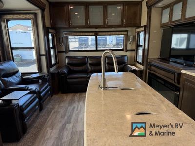 2019 Grand Design Solitude - Photo 6