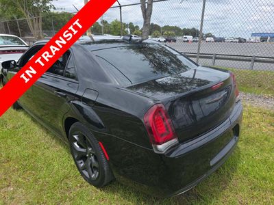 2021 Chrysler 300 - Photo 4