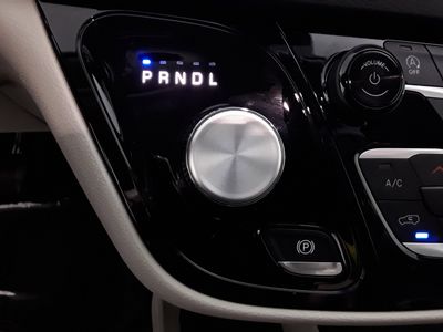 2023 Chrysler Pacifica — photo 28 view