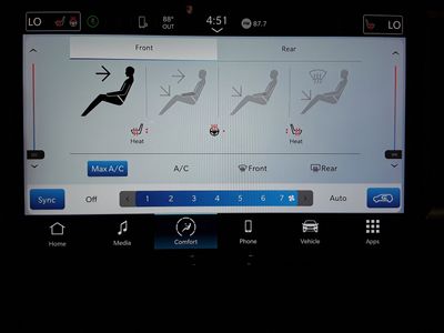 2023 Chrysler Pacifica — photo 23 view