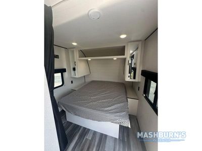2026 Jayco Jay Flight SLX - Photo 9