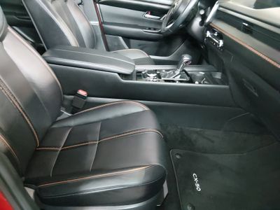 2025 Mazda CX-50 - Photo 17