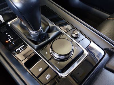 2025 Mazda CX-50 - Photo 21