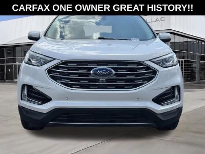 2019 Ford Edge — interior view