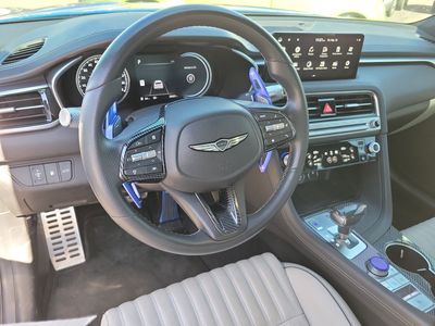 2025 Genesis G70 - Photo 2
