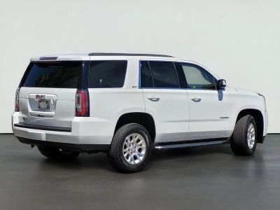 2018 GMC YUKON — interior view