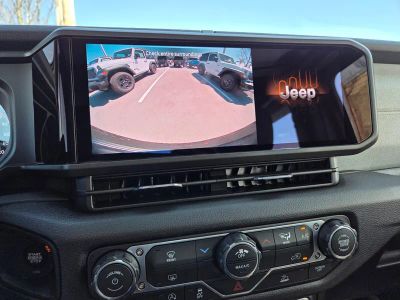 2026 Jeep Wrangler — photo 20 view