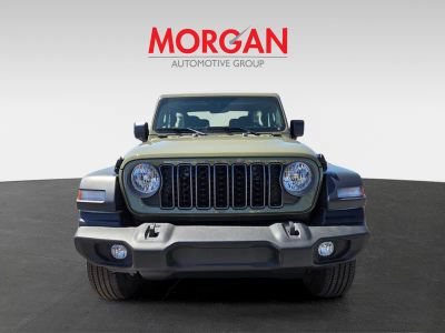 2026 Jeep Wrangler — photo 8 view