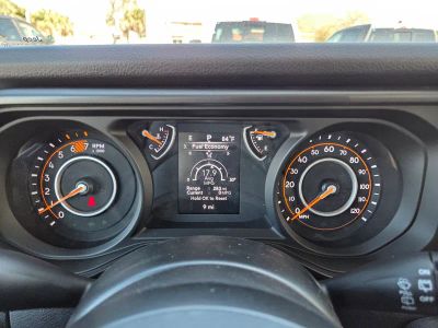 2026 Jeep Wrangler — photo 19 view