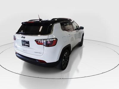 2024 Jeep Compass — photo 7 view