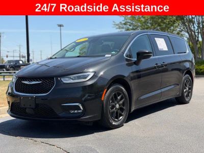 2023 Chrysler Pacifica - Photo 4
