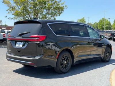 2023 Chrysler Pacifica - Photo 8