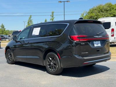 2023 Chrysler Pacifica - Photo 6