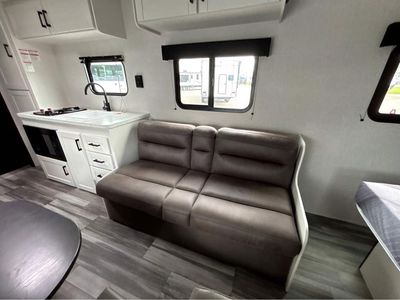 2026 Jayco Jay Flight SLX - Photo 9