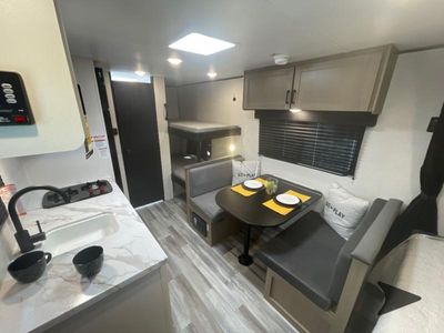 2026 Jayco Jay Flight SLX - Photo 9