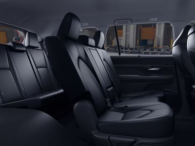 2026 Toyota Grand Highlander Hybrid — photo 21 view
