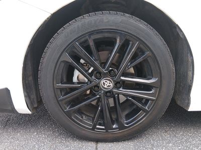 2025 Toyota Camry — photo 10 view