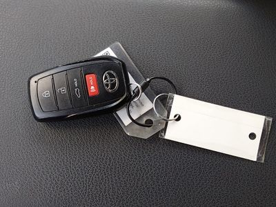 2025 Toyota Camry — photo 15 view