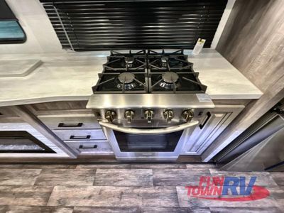 2023 Dutchmen RV Yukon - Photo 17