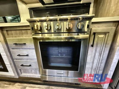 2023 Dutchmen RV Yukon - Photo 18