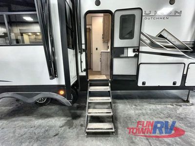 2023 Dutchmen RV Yukon - Photo 12