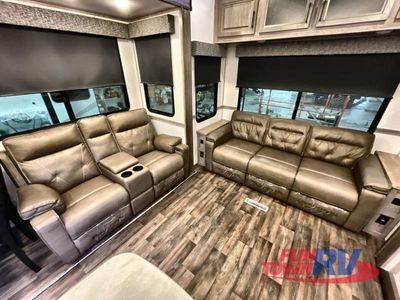2023 Dutchmen RV Yukon - Photo 26