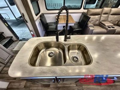 2023 Dutchmen RV Yukon - Photo 16