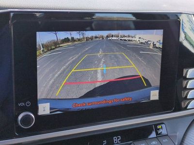 2025 Toyota Camry - Photo 12