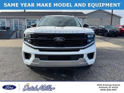 2025 Ford Expedition — side profile view