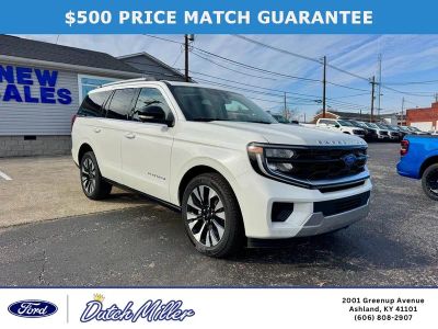 2025 Ford Expedition Platinum in Star White Metallic Tri-Coat — front three-quarter view