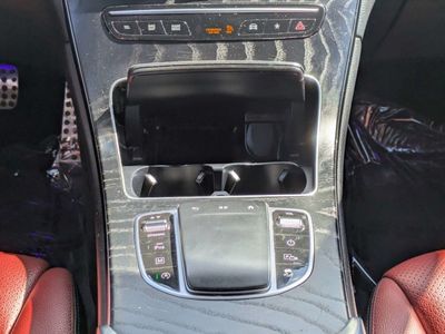 2022 Mercedes-Benz GLC - Photo 17