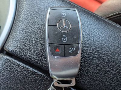 2022 Mercedes-Benz GLC - Photo 24